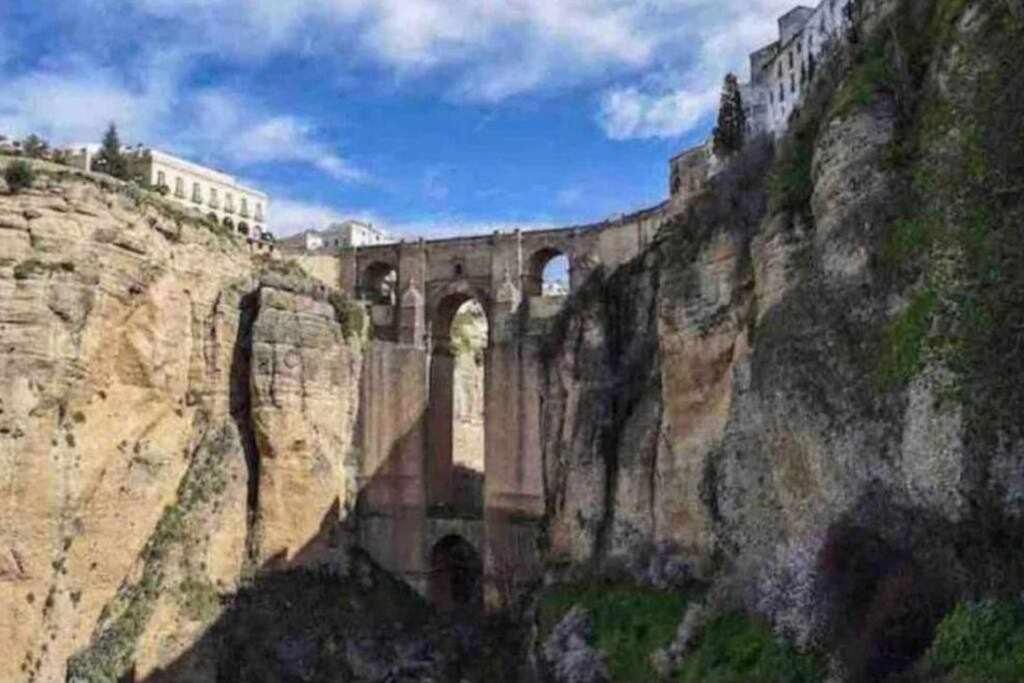 XX D Apartamentos Morales & Arnal Ronda Dış mekan fotoğraf